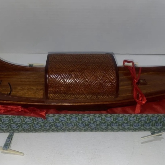 Vintage Mahogany Chinese Sailing Vessel Ship Modelxz With Carrying Box - Picture 5 of 16